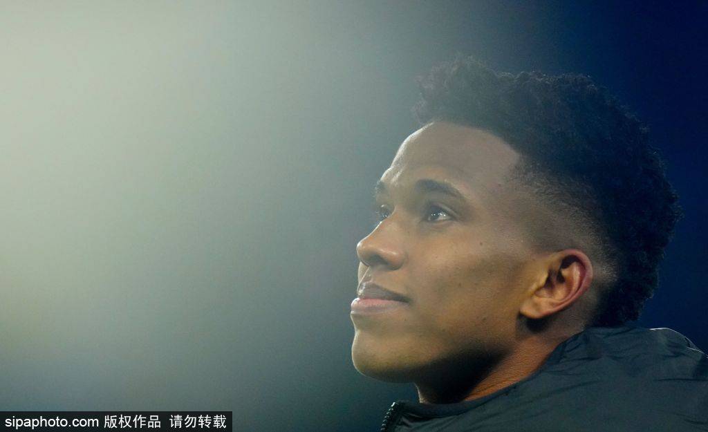 特里盛赞库库雷利亚：切尔西新星闪耀欧冠赛场